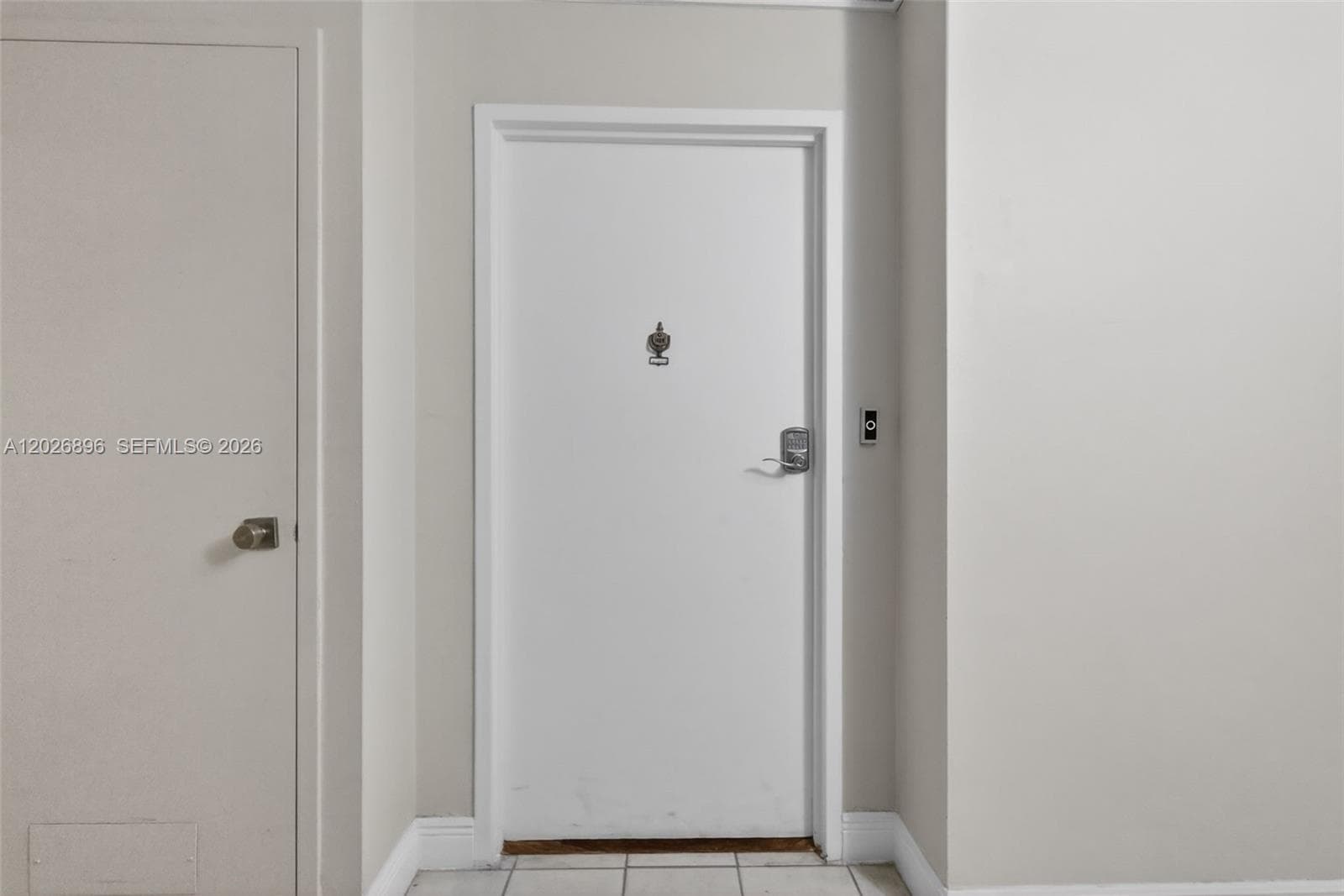 7135 Collins Ave # 1124, Miami Beach FL 33141 photo 2