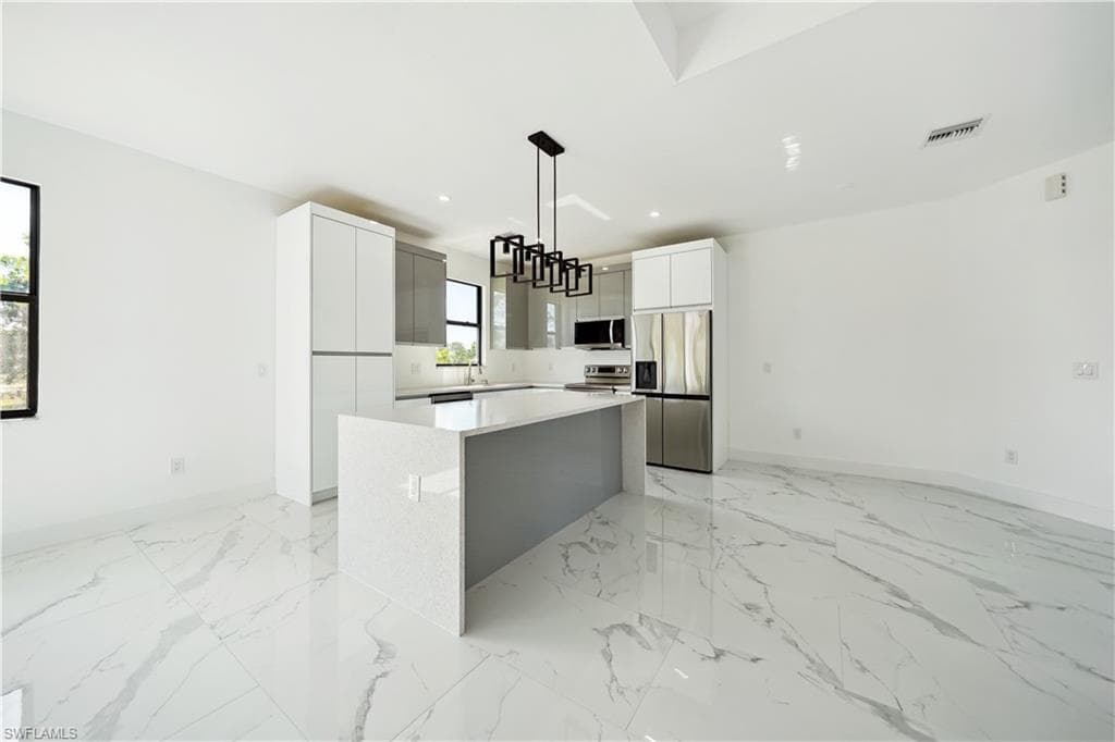 4309 NW 38th Avenue, Cape Coral FL 33993 photo 4