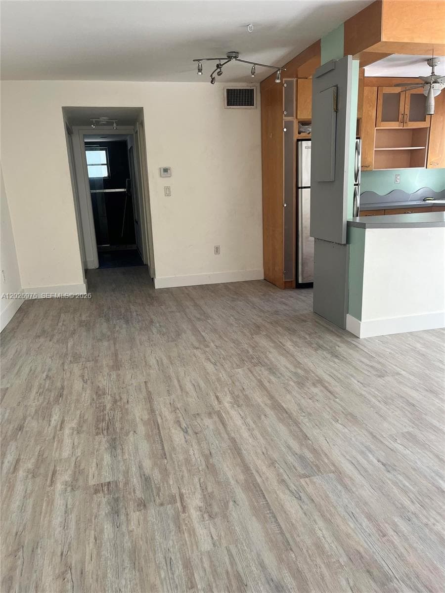240 Collins Ave # 2B, Miami Beach FL 33139 photo 3