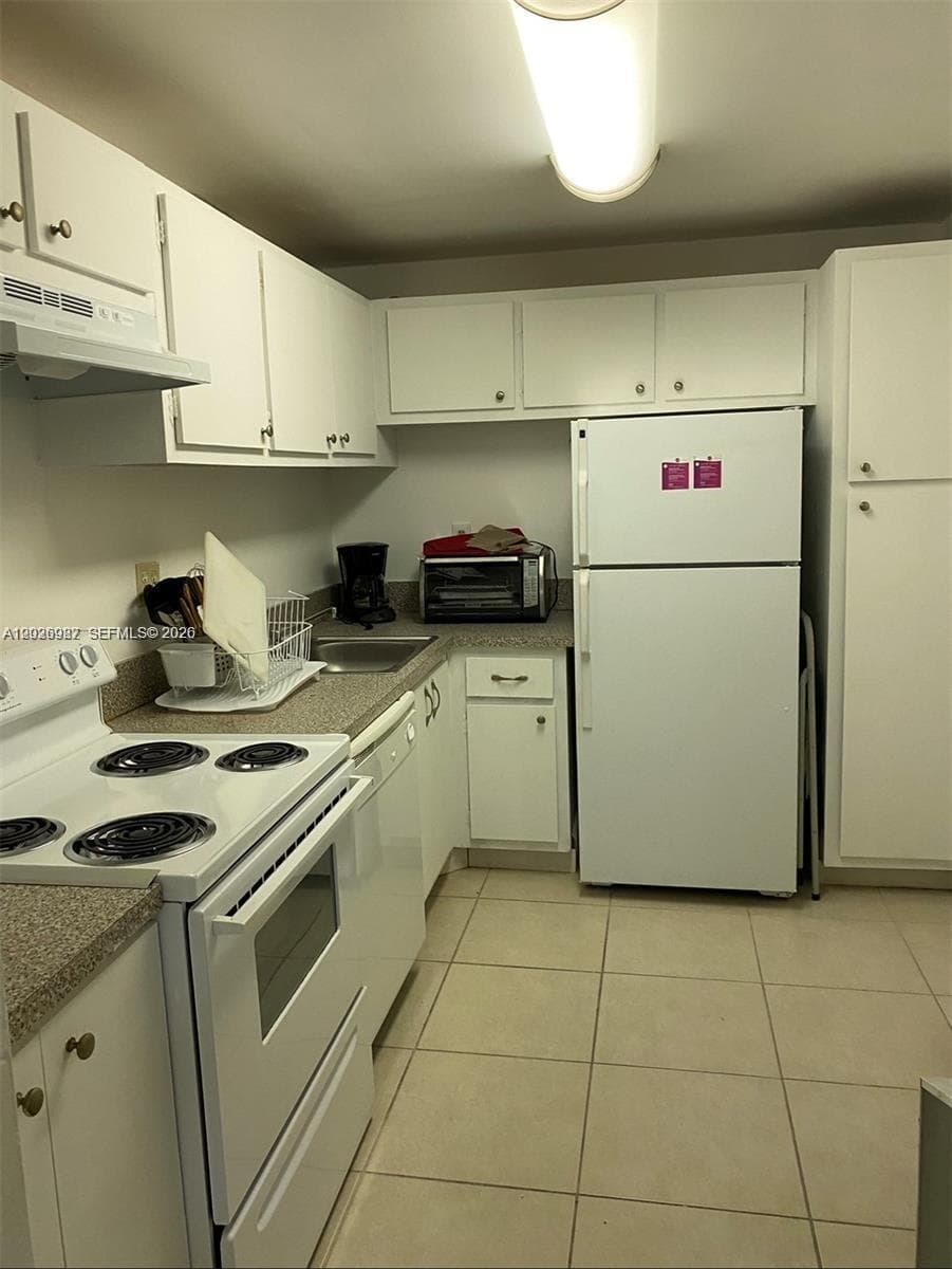1800 Sans Souci Blvd # 402, North Miami FL 33181 photo 3