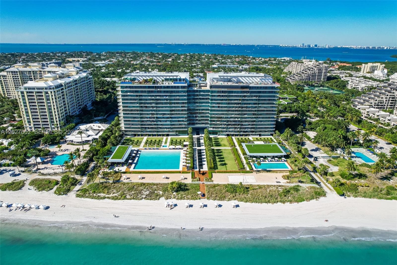 350 Ocean Dr, Key Biscayne FL 33149 photo 2