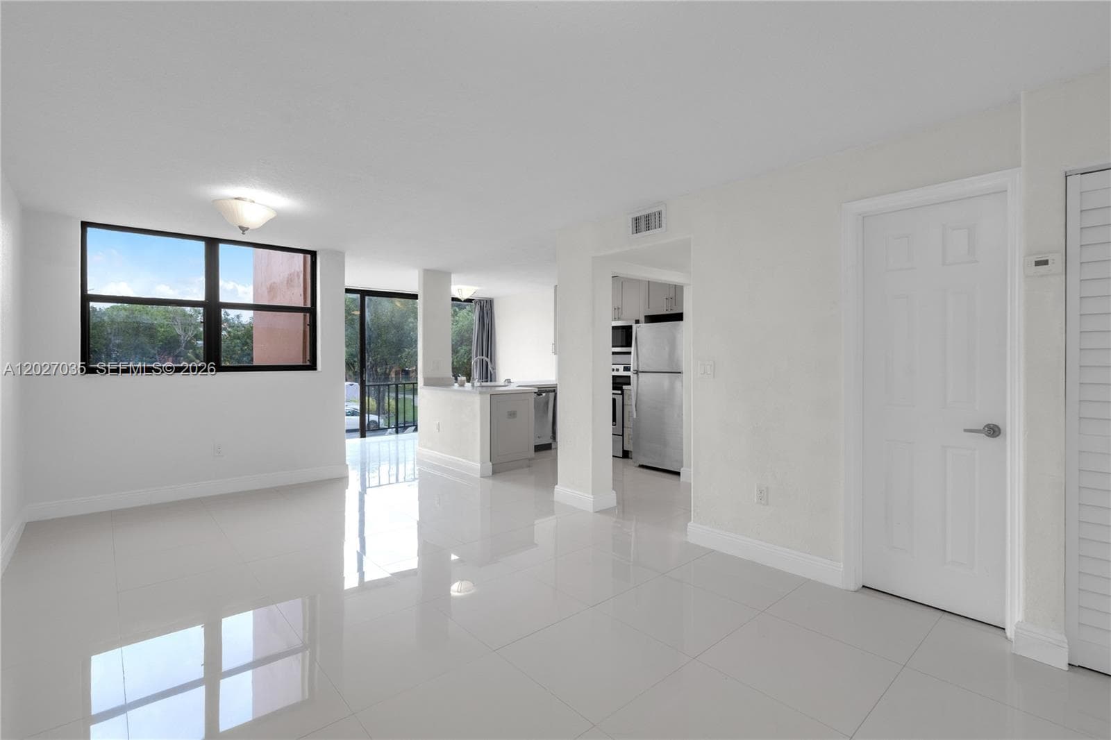 9440 W Flagler St # 208, Miami FL 33174 photo 2