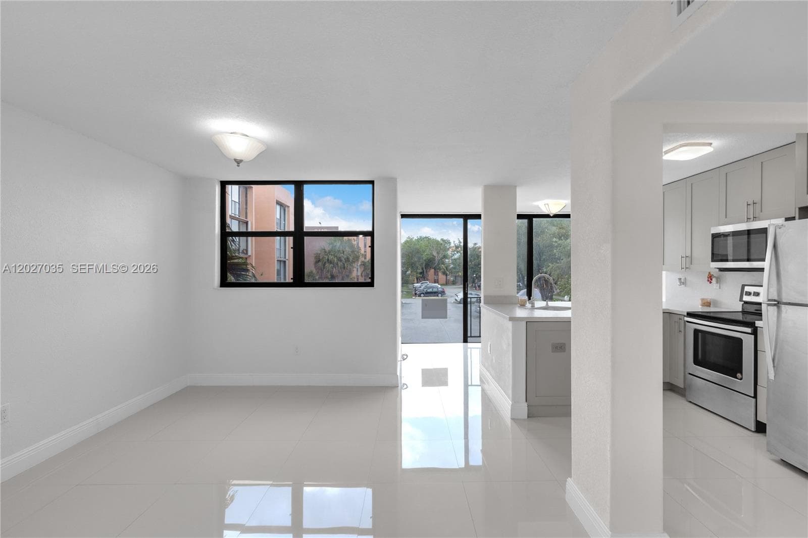9440 W Flagler St # 208, Miami FL 33174 photo 4