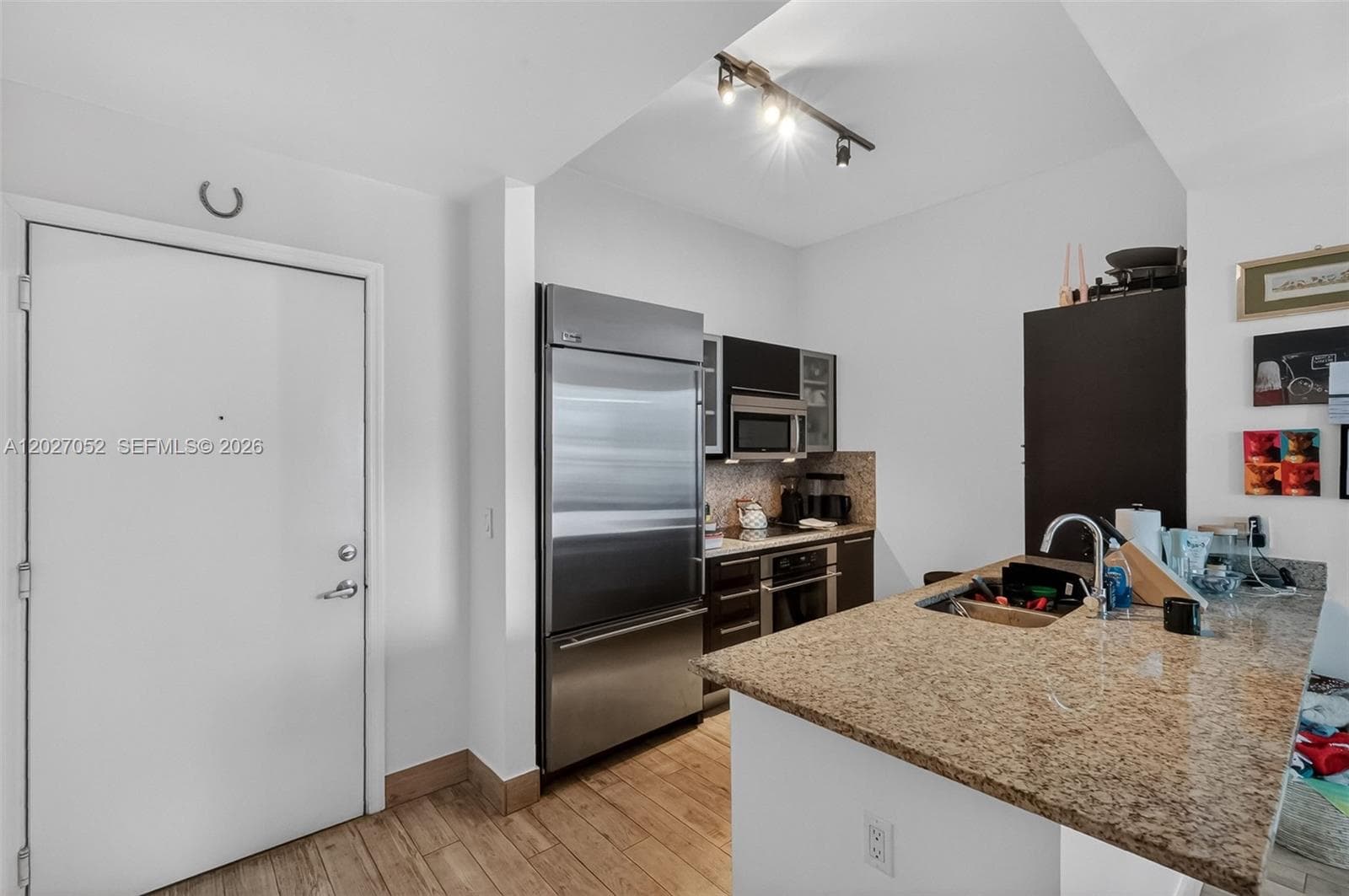 950 Brickell Bay Dr # 4504, Miami FL 33131 photo 5