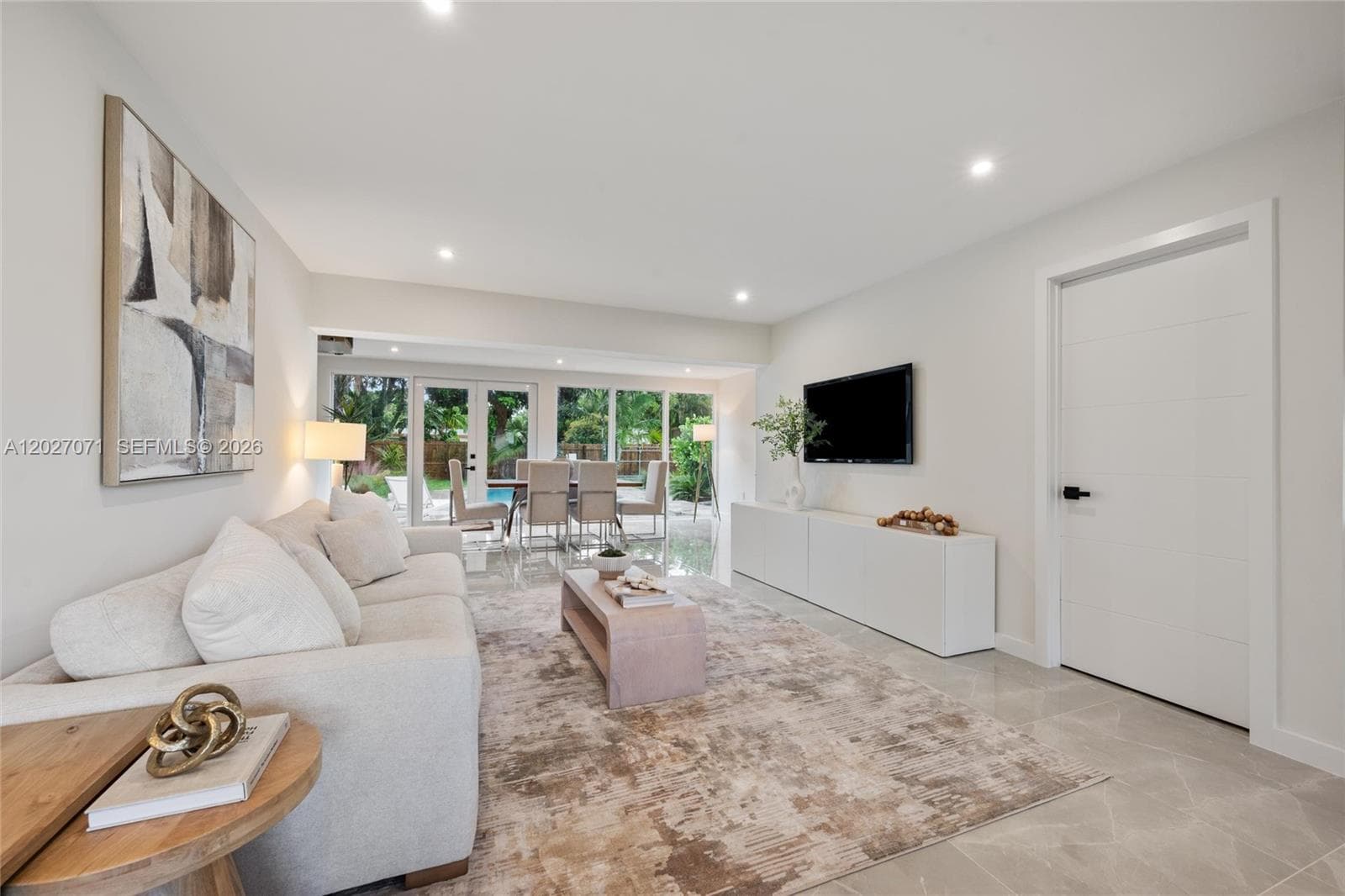 4024 Monroe St, Hollywood FL 33021 photo 2
