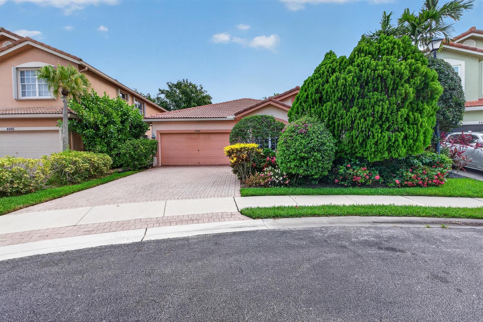 4889 N Classical Boulevard, Delray Beach FL 33445 photo 2