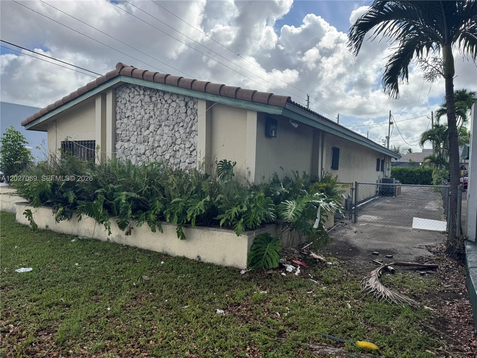 2660 SW 3rd St, Miami FL 33135 photo 4