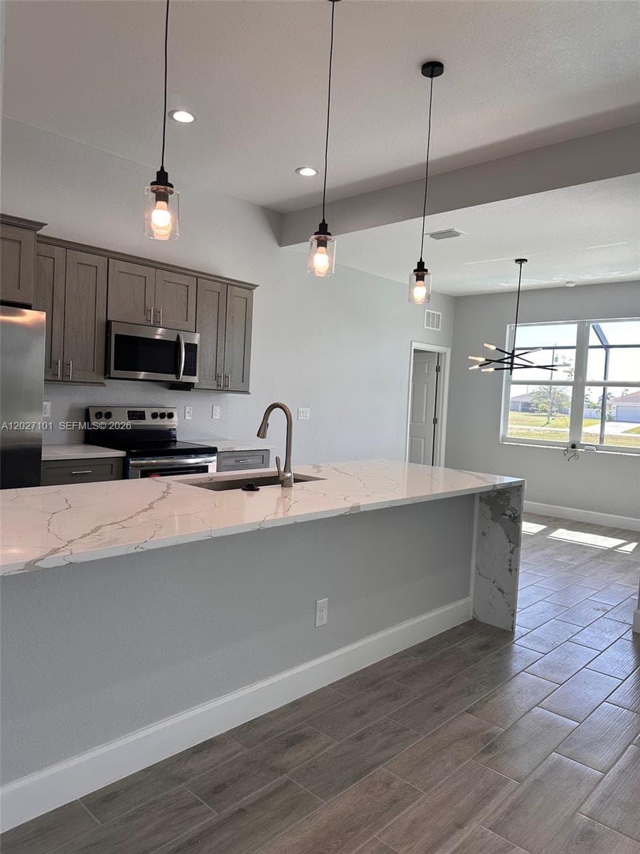 205 NW 18, Cape Coral FL 33993 photo 3