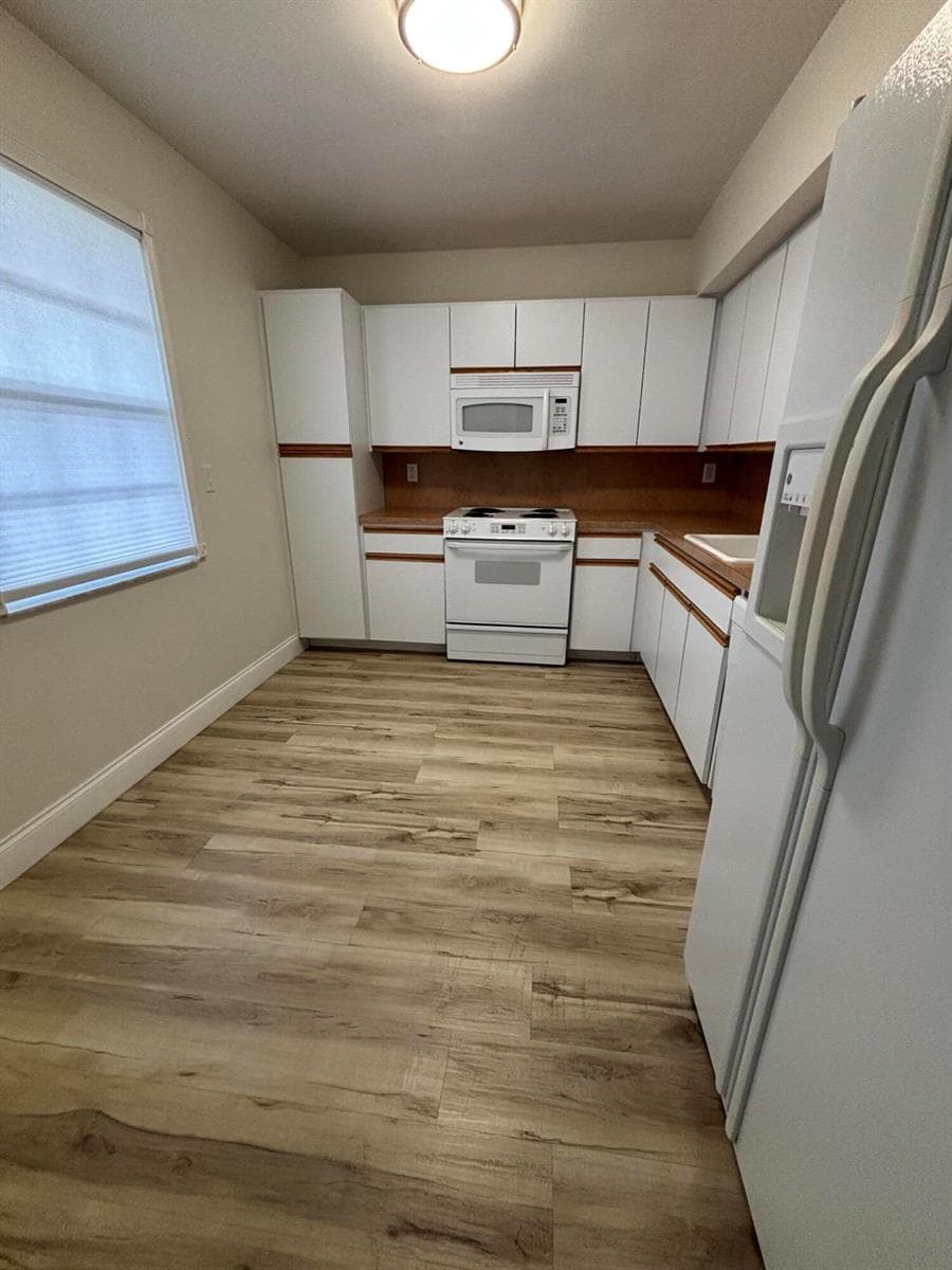 555 Oaks Lane # 309, Pompano Beach FL 33069 photo 2