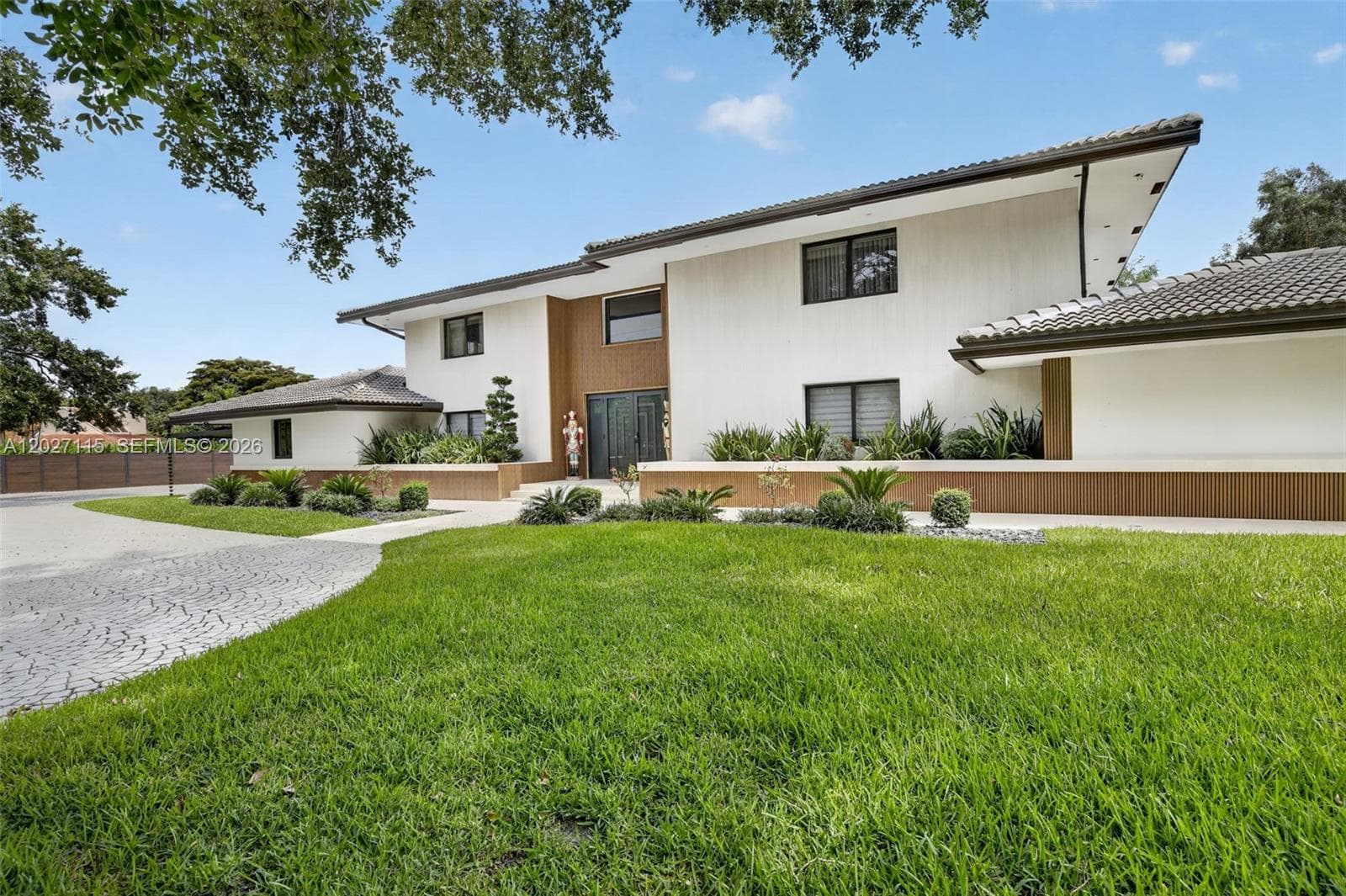 12111 NW 5th Ct, Plantation FL 33325 photo 2