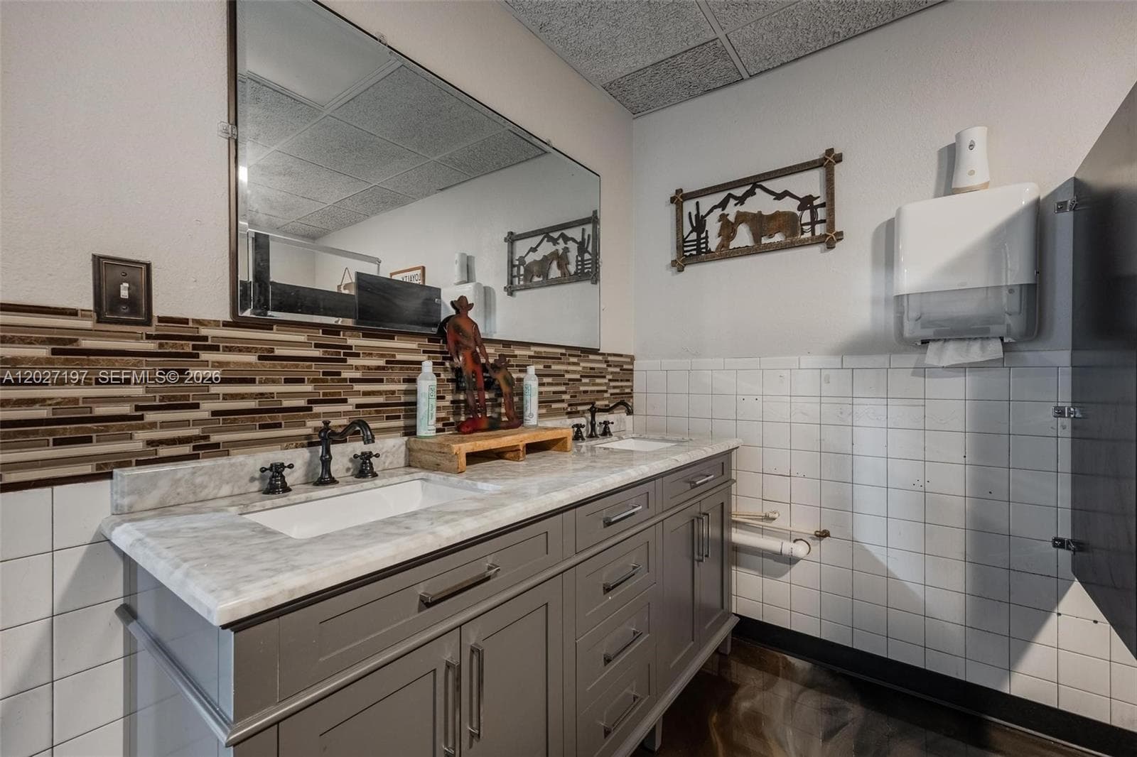 93 S Hall ST, La Belle FL 33935 photo 4