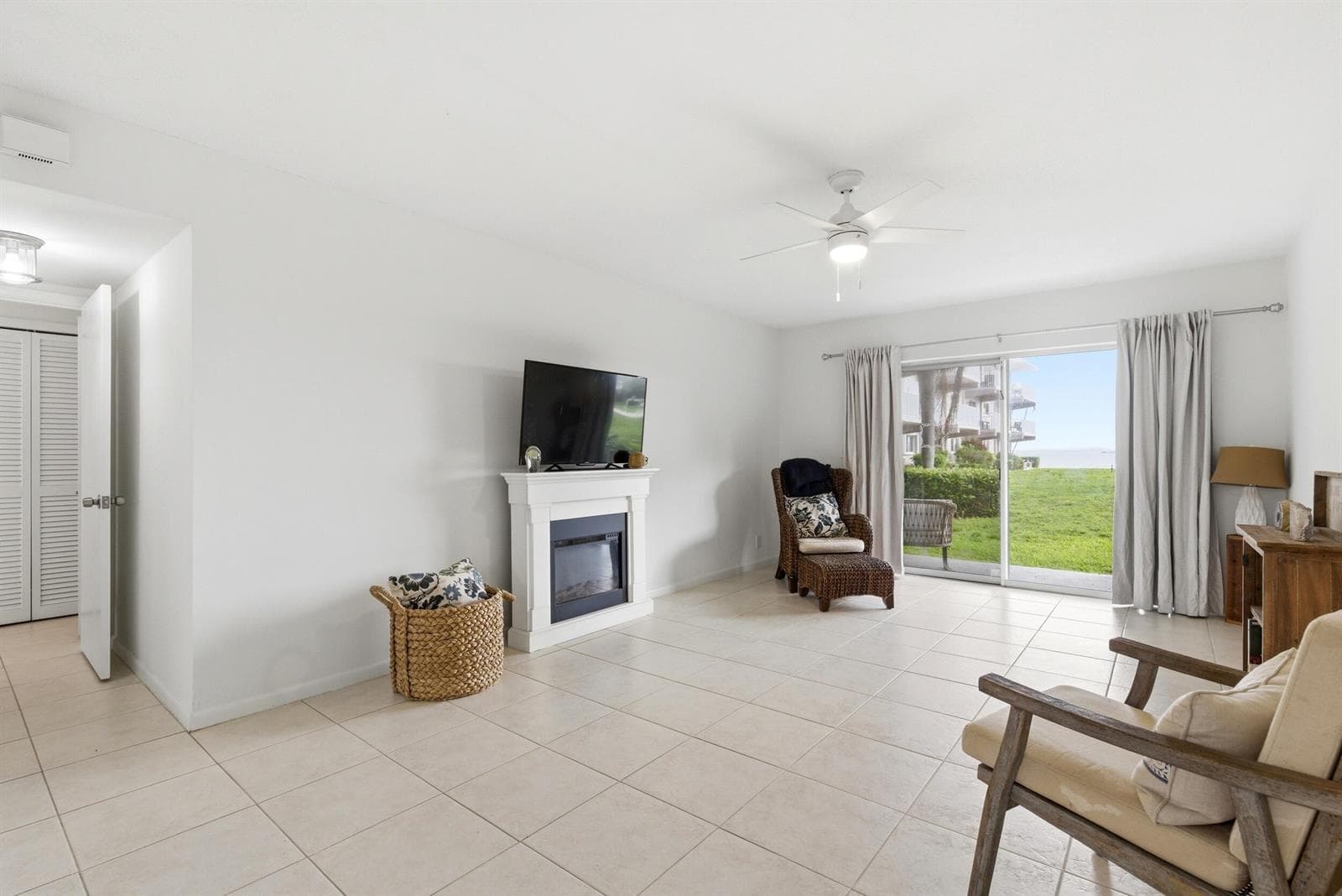 311 E Ocean Avenue # 104, Lantana FL 33462 photo 5