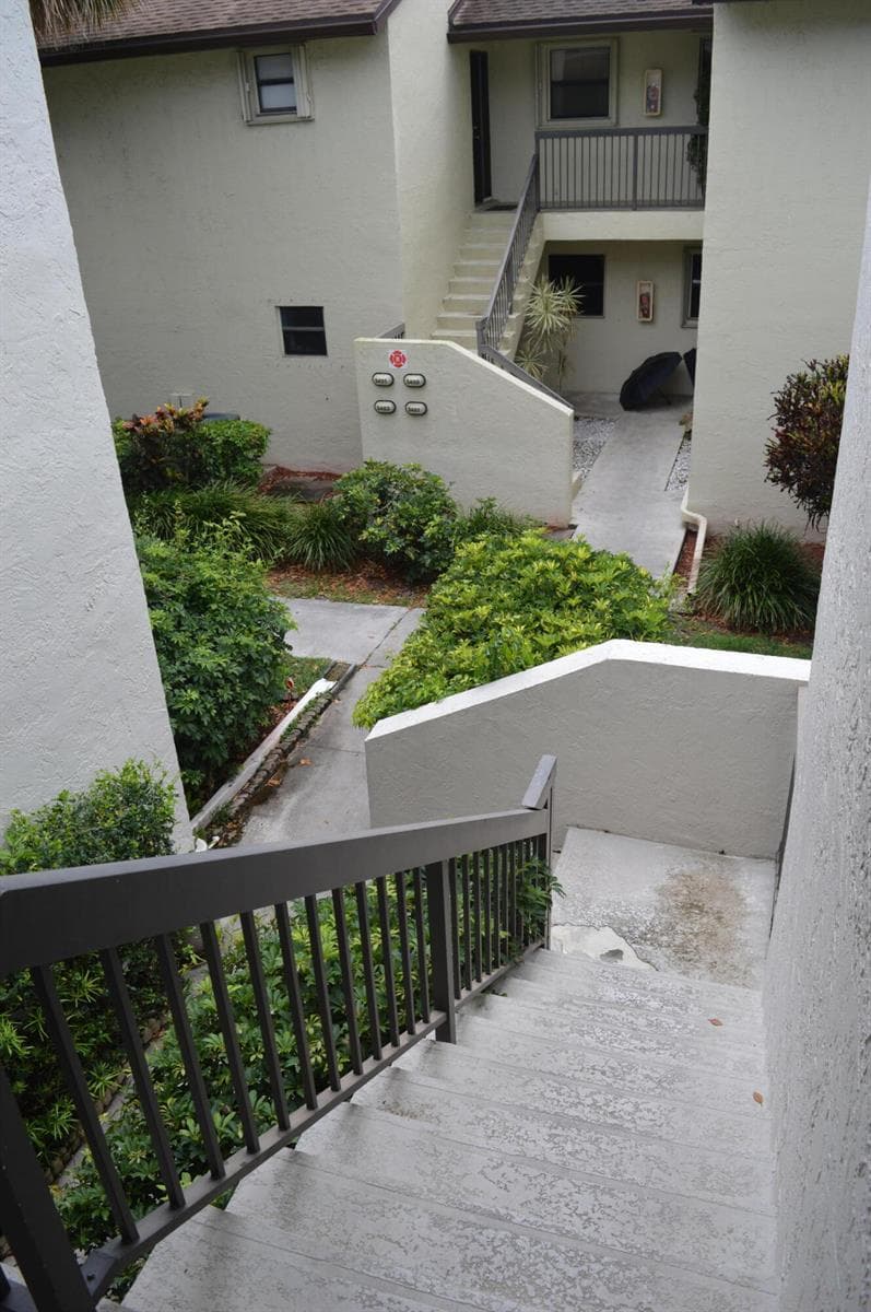 3511 Cocoplum Circle, Coconut Creek FL 33063 photo 5
