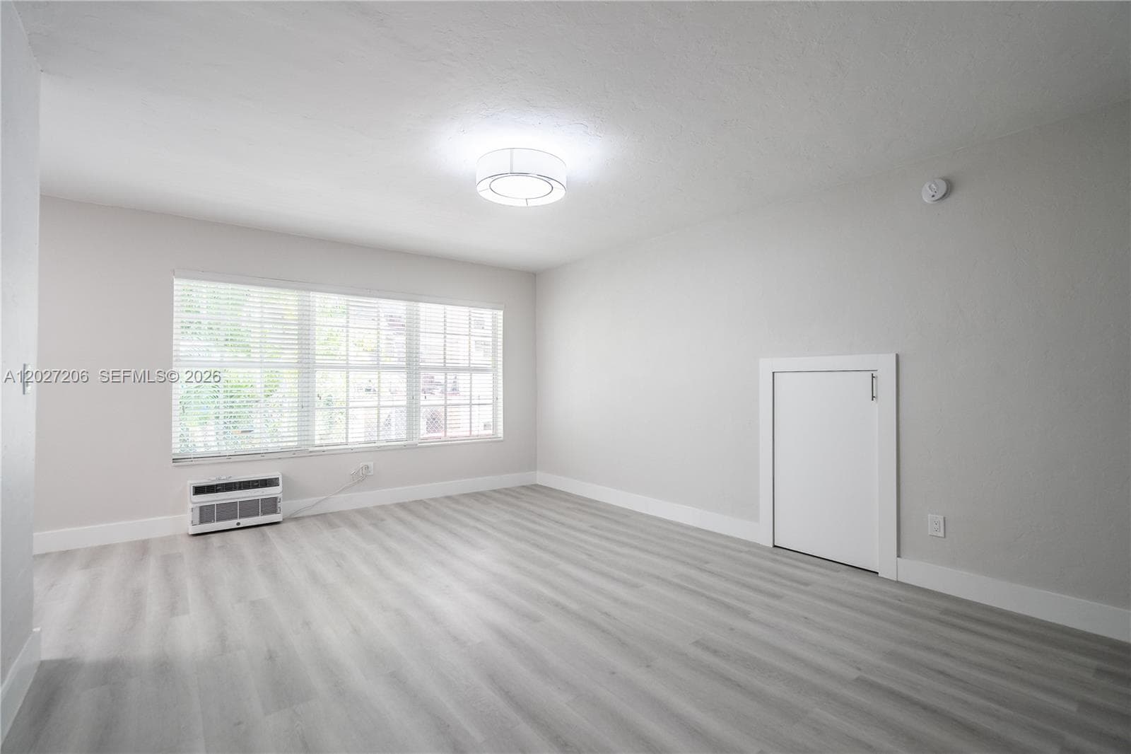 2418 Flamingo Dr # 7, Miami Beach FL 33140 photo 2
