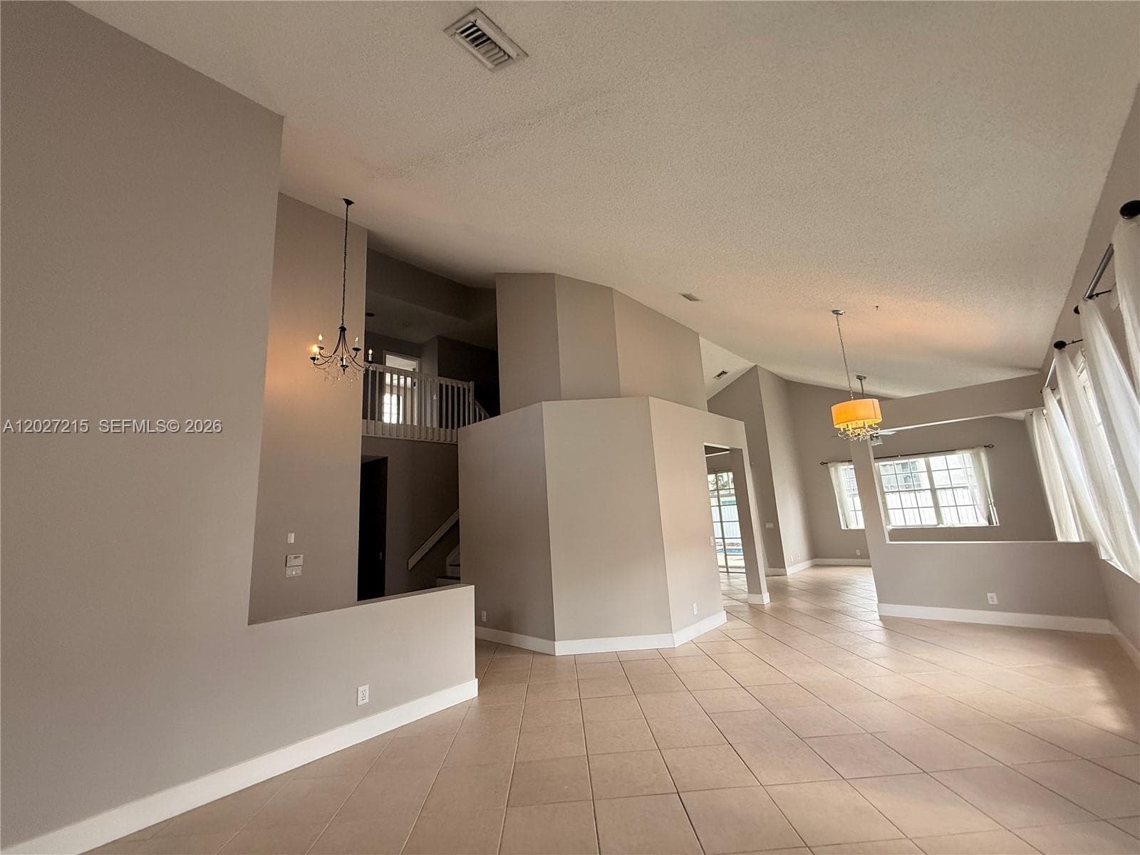 300 Cameron Dr, Weston FL 33326 photo 3