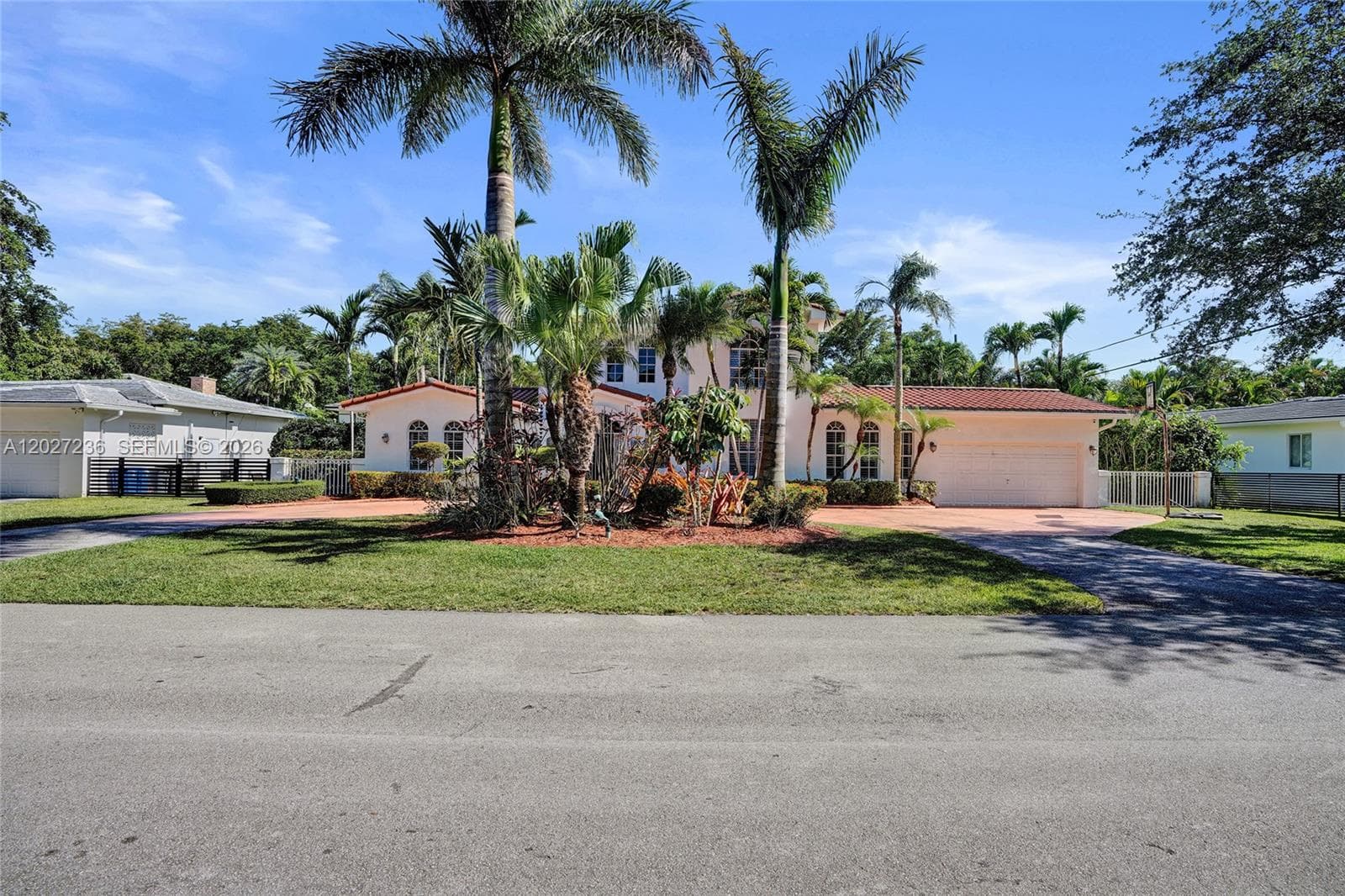 1534 Palancia Ave, Coral Gables FL 33146 photo 3