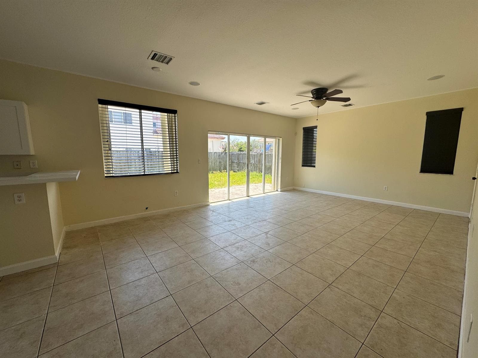 9508 SW 221st Lane, Cutler Bay FL 33190 photo 4
