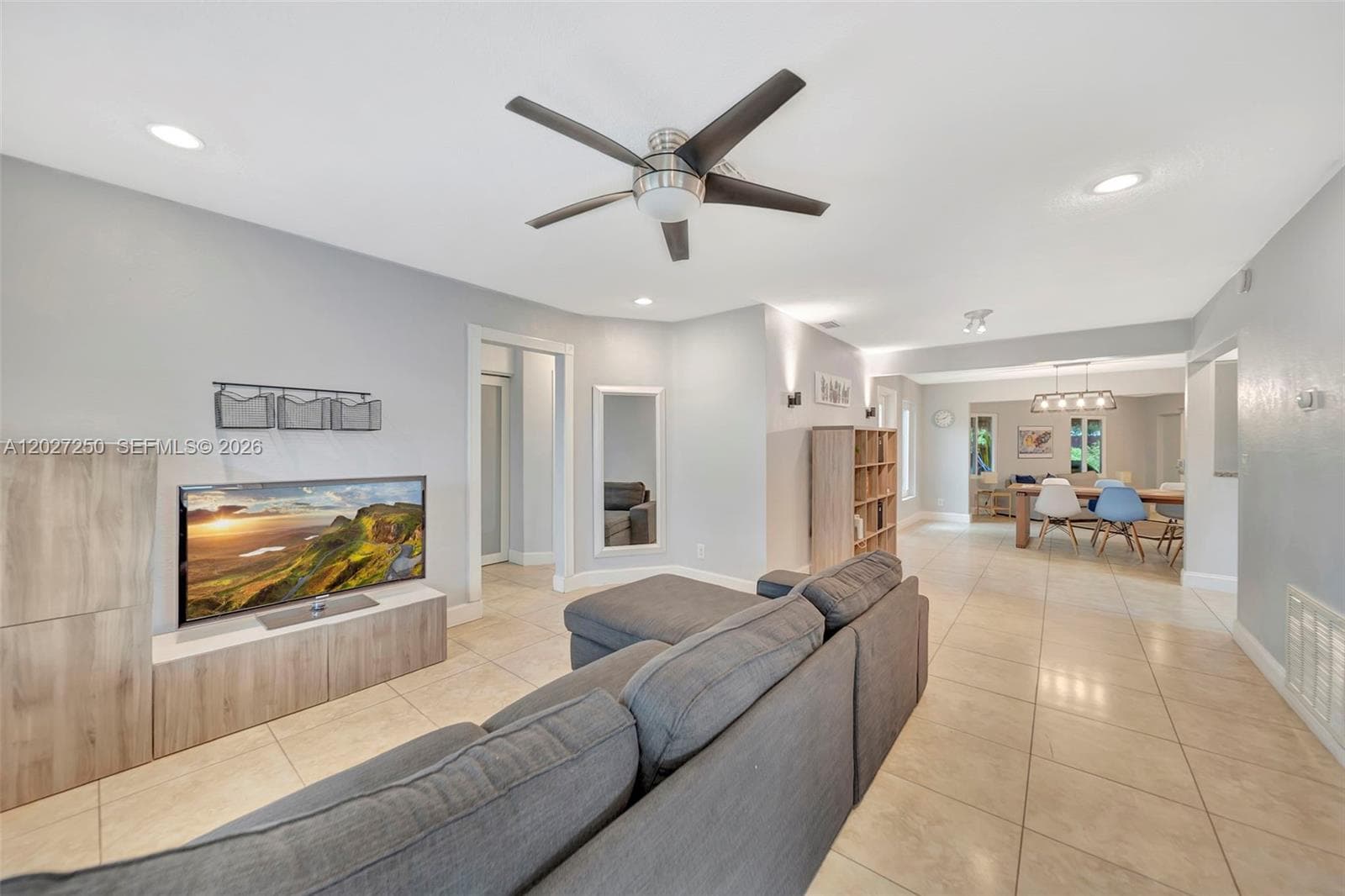 1501 SW 35th Ter, Fort Lauderdale FL 33312 photo 2