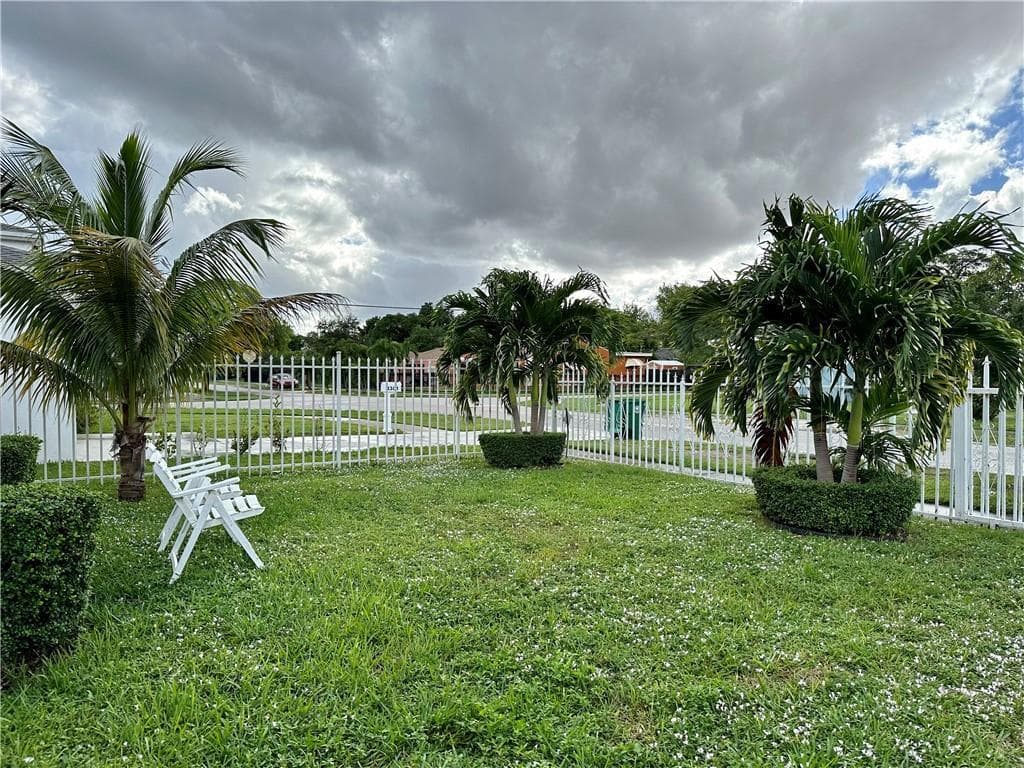 4315 NW 11th Court, Miami FL 33127 photo 4