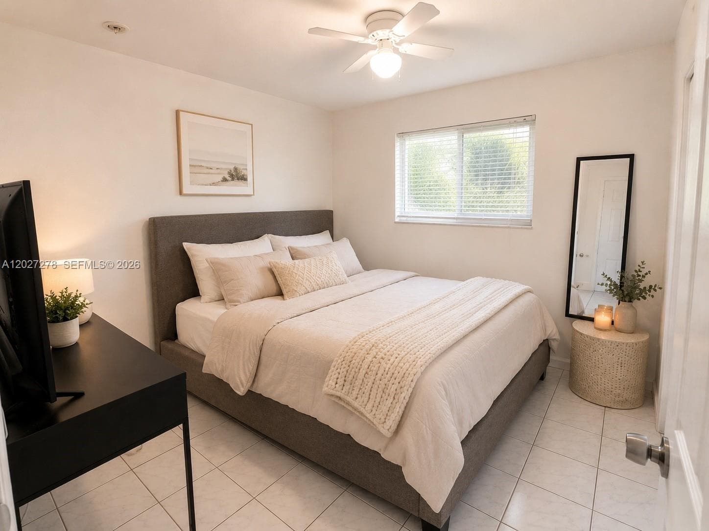901 NE 2nd St, Hallandale Beach FL 33009 photo 5
