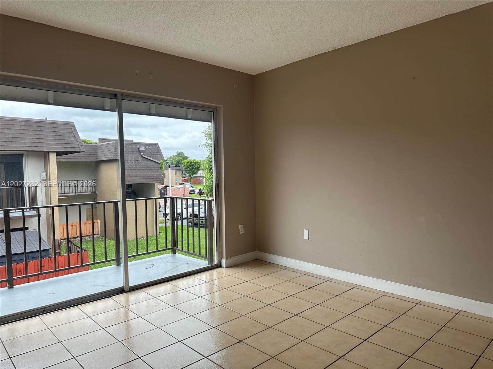 890 SW 129th Pl # 208, Miami FL 33184 photo 4