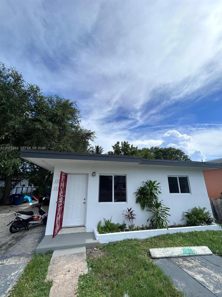 1130 NW 76th St # 1130, Miami, FL 33150 photo 5