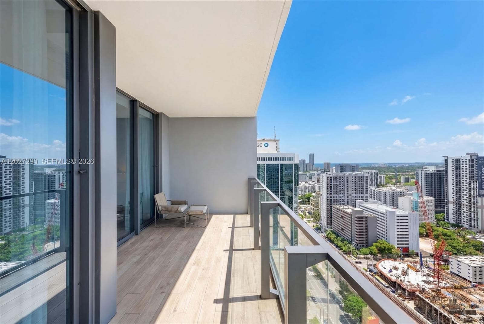 88 SW 7th St # 2408, Miami FL 33130