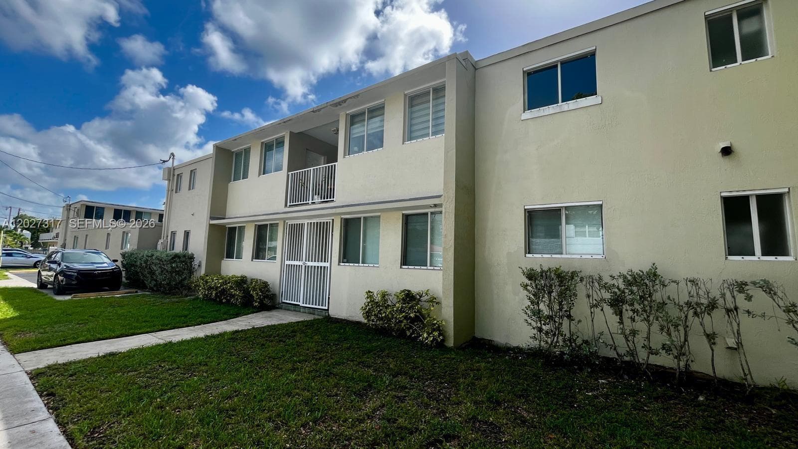 1025 SW 7th Ave # 5, Miami FL 33130 photo 2