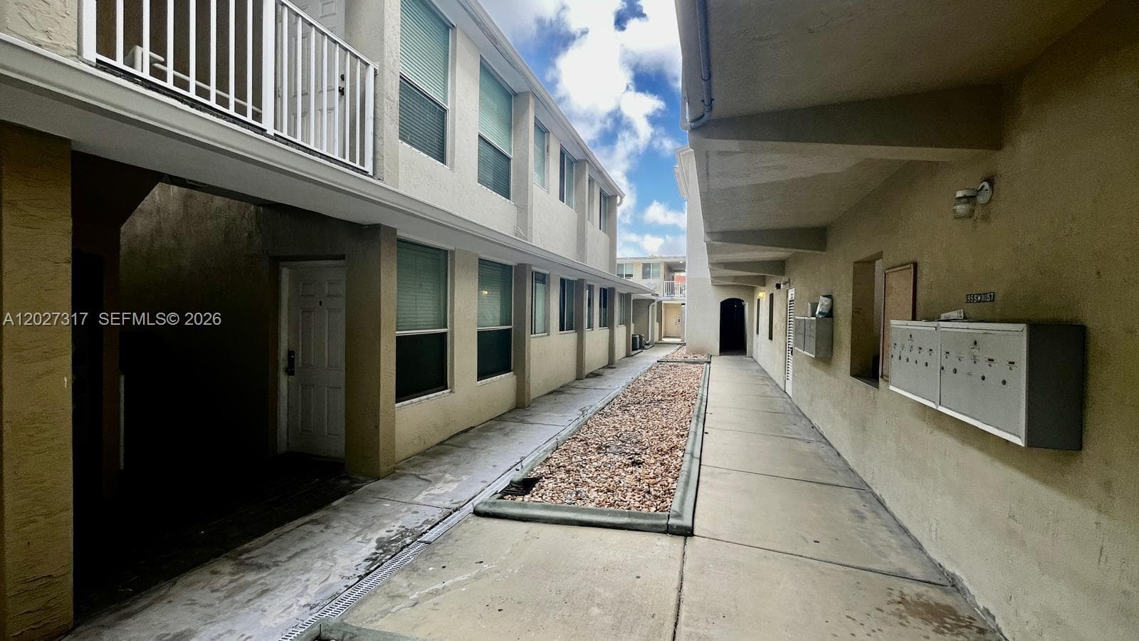 1025 SW 7th Ave # 5, Miami FL 33130 photo 4