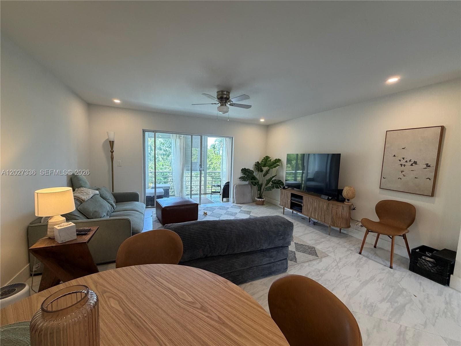 1000 NE 14th Ave # 408, Hallandale Beach FL 33009 photo 2