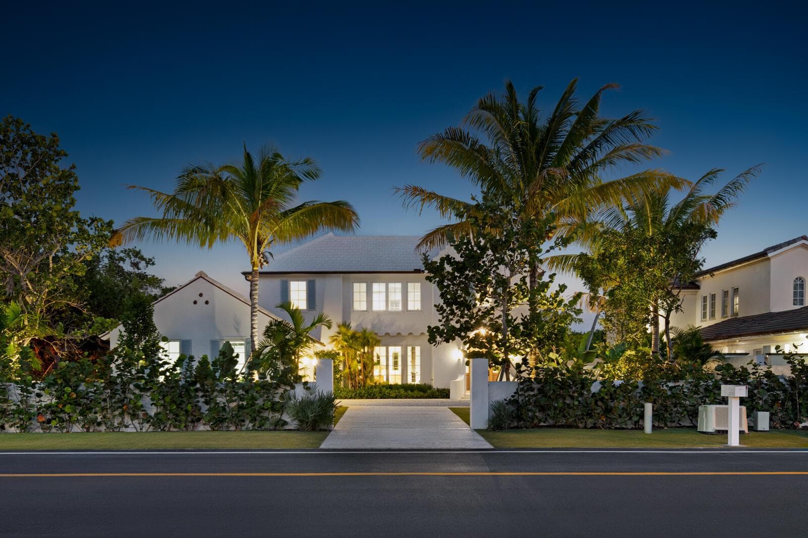 2219 Ibis Isle Road E, Palm Beach FL 33480 photo 3