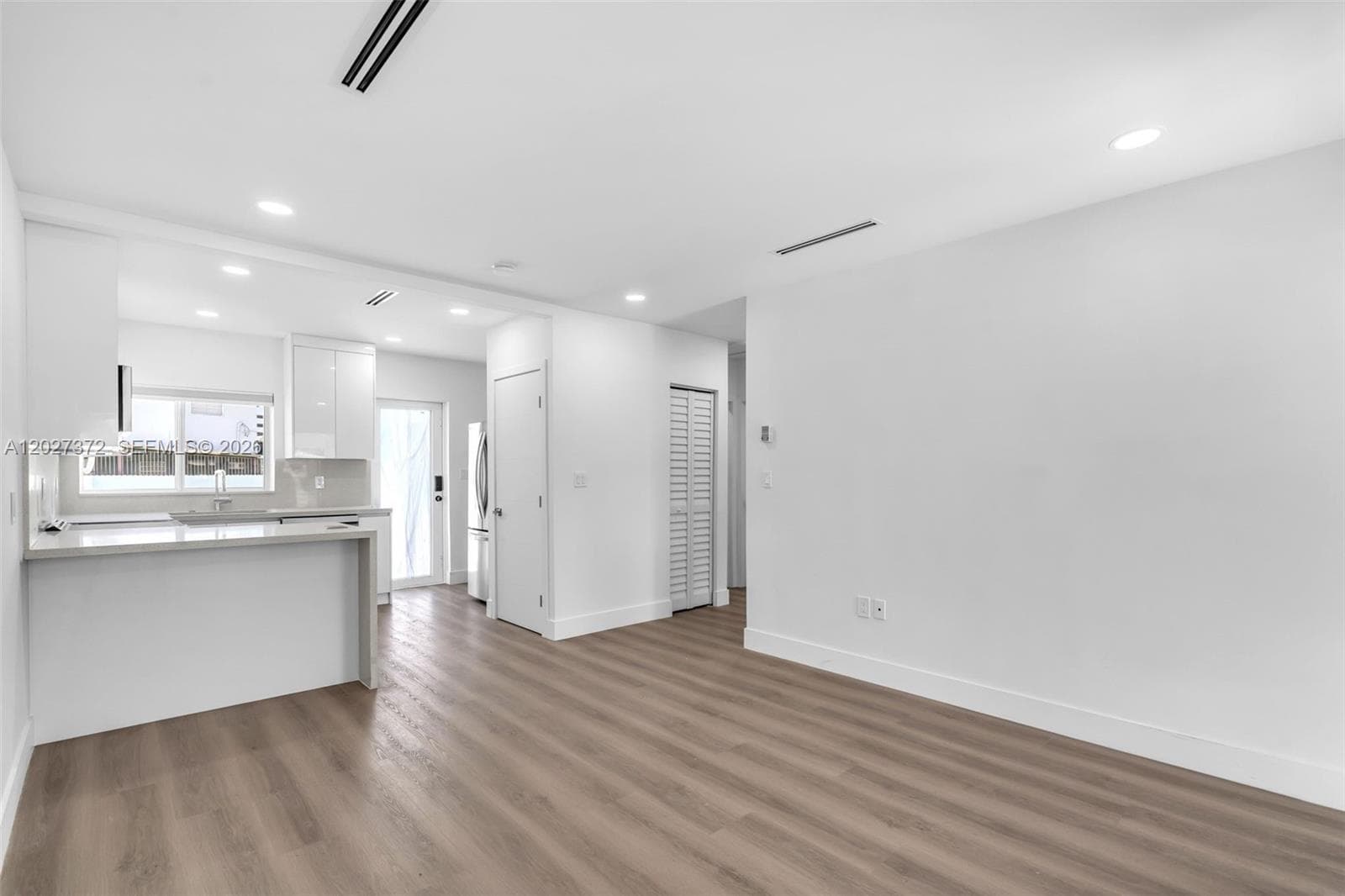 2814 SW 26th St # 2814, Miami, FL 33133 photo 3