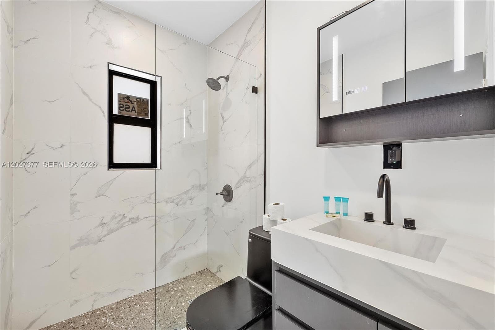 501 NW 46th St, Miami FL 33127 photo 4