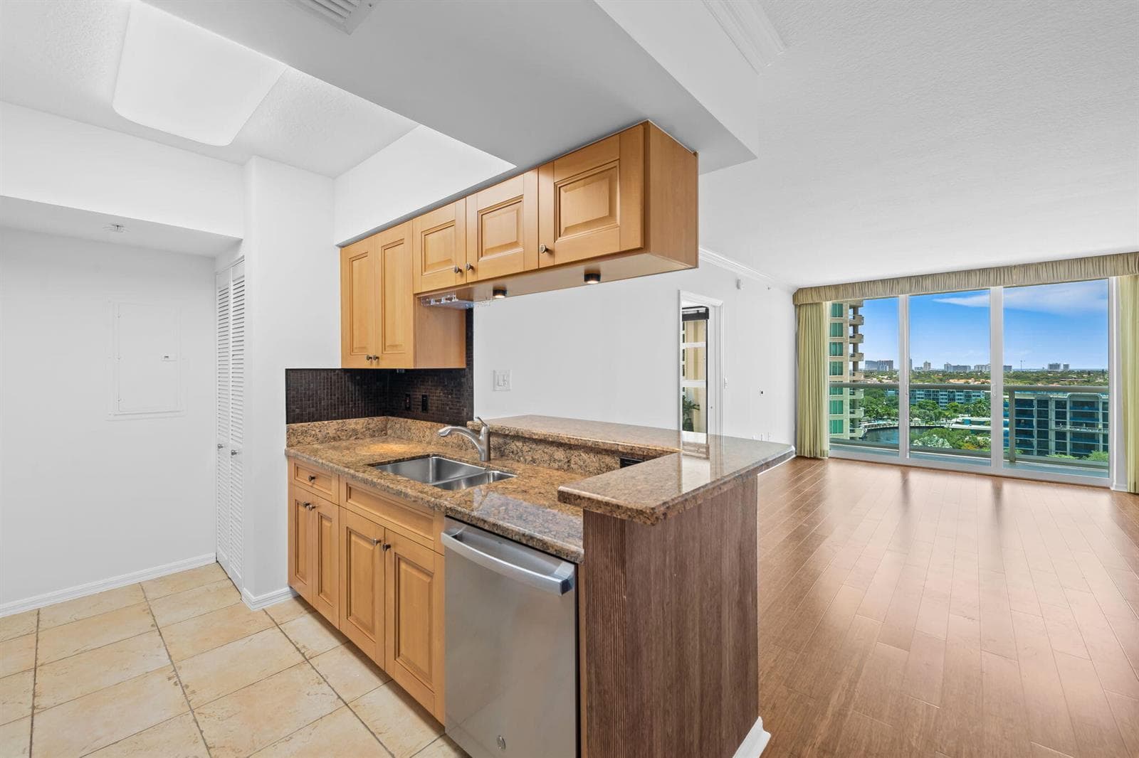 347 N New River Dr Drive E # 1202, Fort Lauderdale FL 33301 photo 4