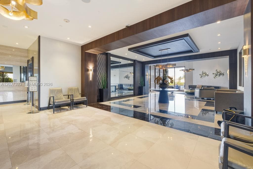 20505 E Country Club Dr # 143, Aventura FL 33180 photo 4