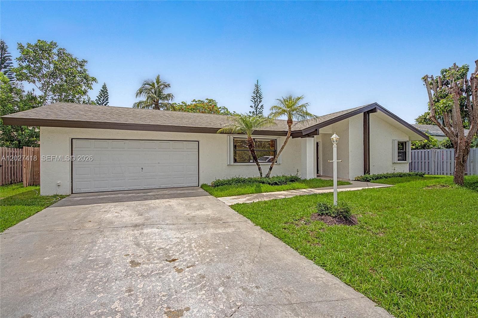 10711 SW 116th Ave, Miami FL 33176 photo 2