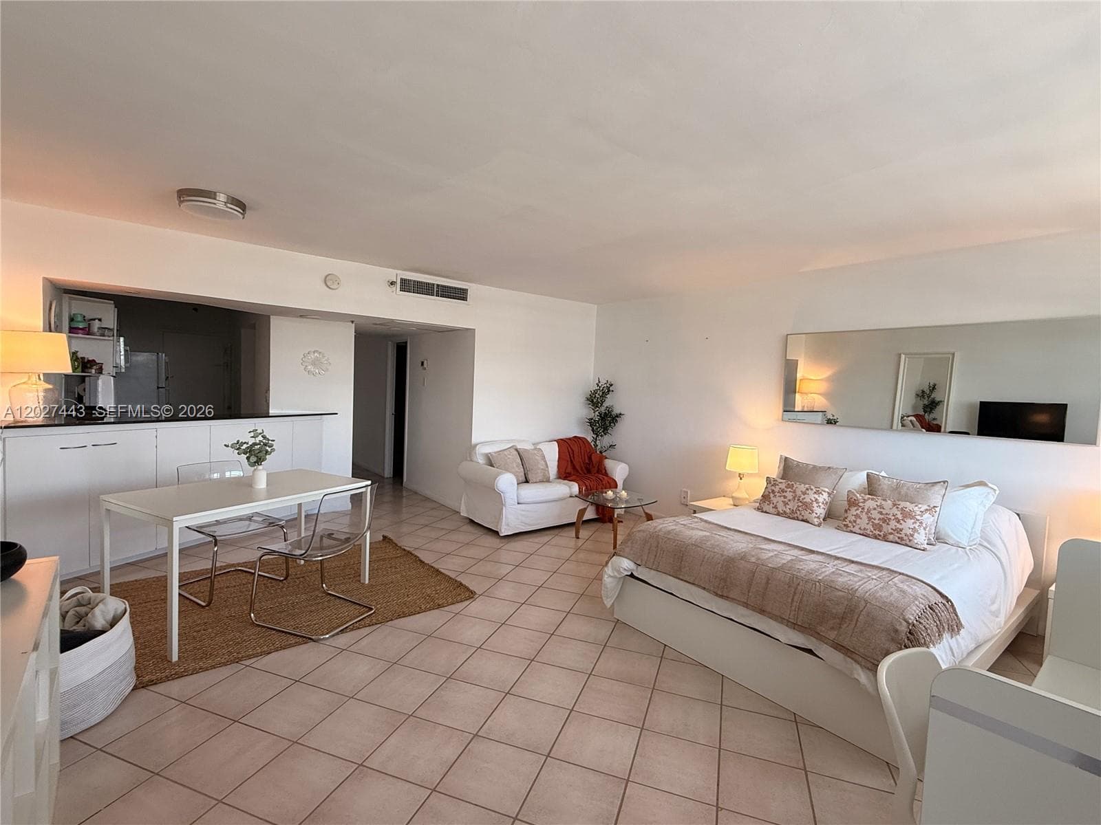100 Lincoln Rd # 1427, Miami Beach FL 33139 photo 3