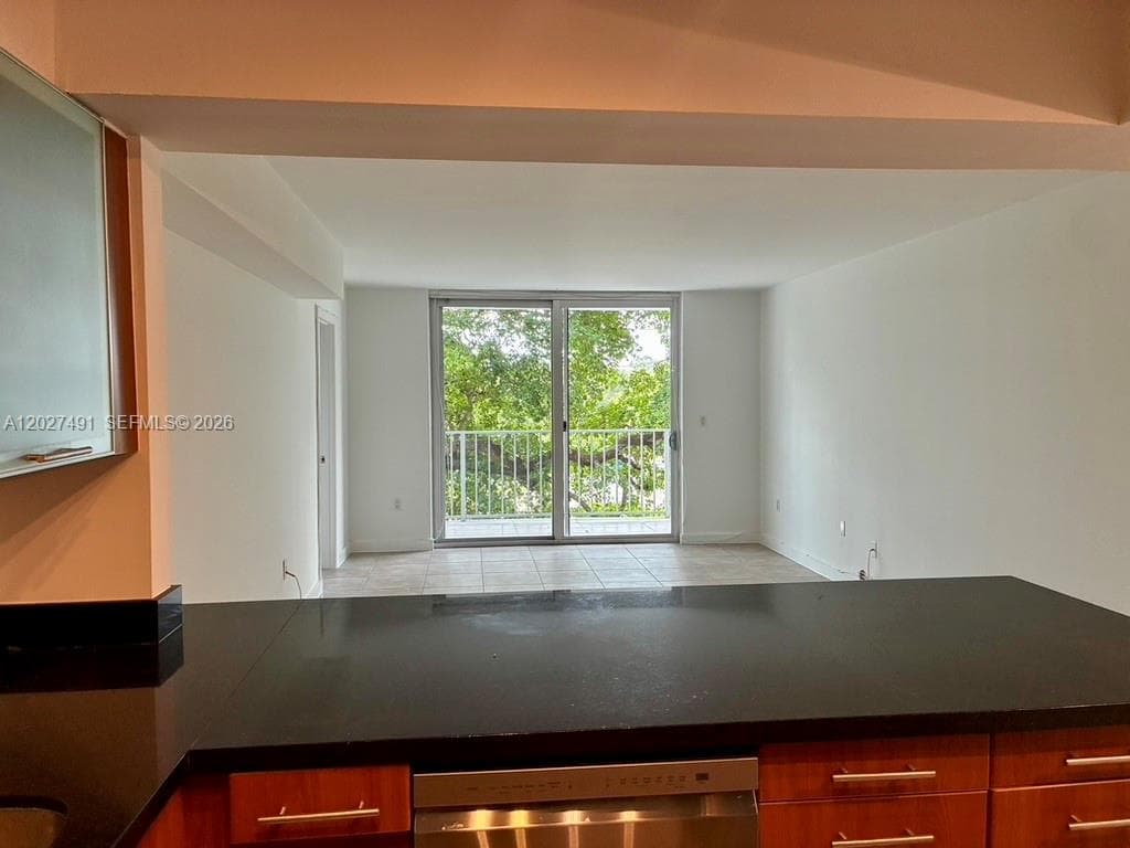 650 NE 64th St # G402, Miami, FL 33138 photo 2