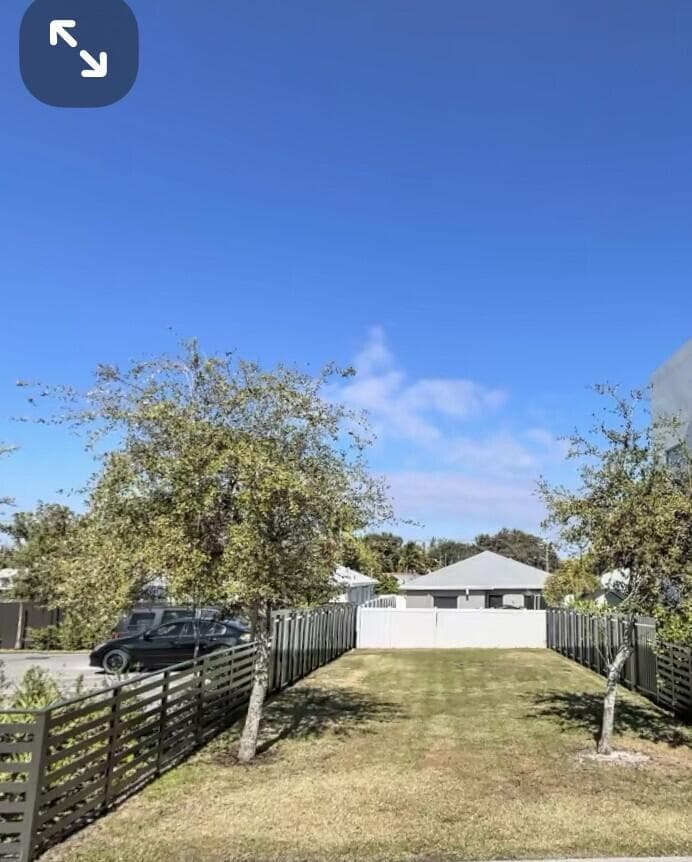 514 Foster Road, Hallandale Beach FL 33009 photo 2