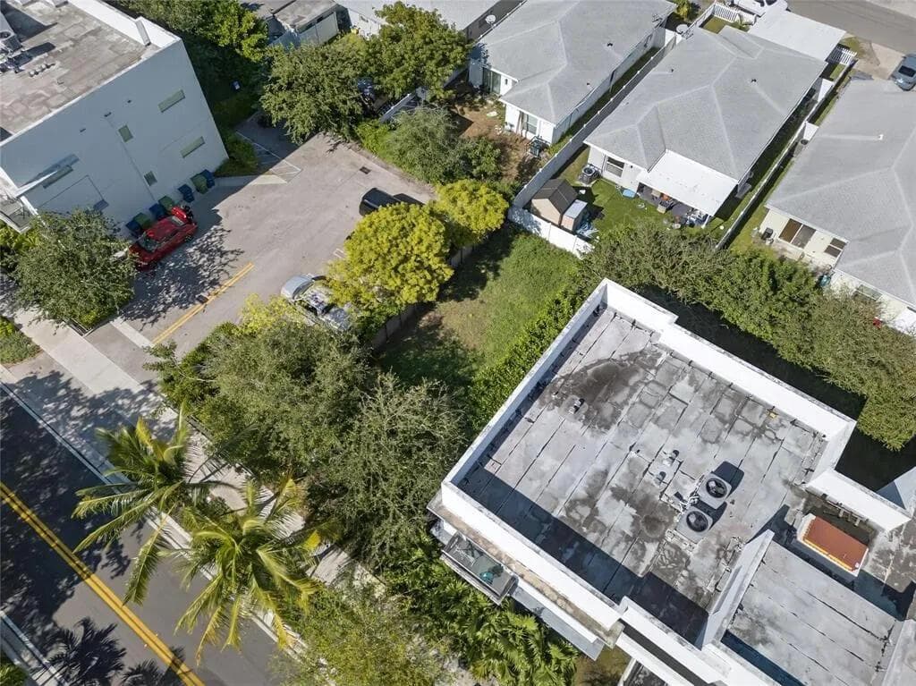 514 Foster Road, Hallandale Beach FL 33009 photo 4