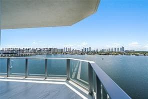 17111 Biscayne Blvd # 1210, North Miami Beach FL 33160 photo 2