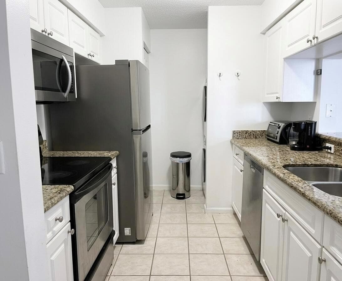 17100 N Bay Road # 1911, Sunny Isles Beach FL 33160 photo 4