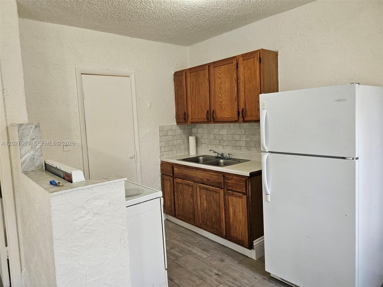 709 NE 4th Ct # 2, Hallandale Beach FL 33009 photo 3