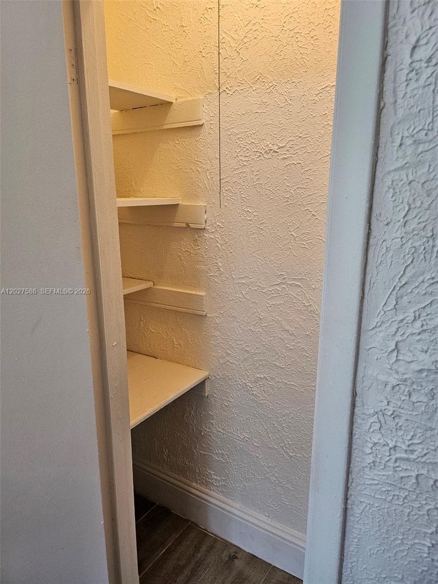 709 NE 4th Ct # 2, Hallandale Beach FL 33009 photo 5