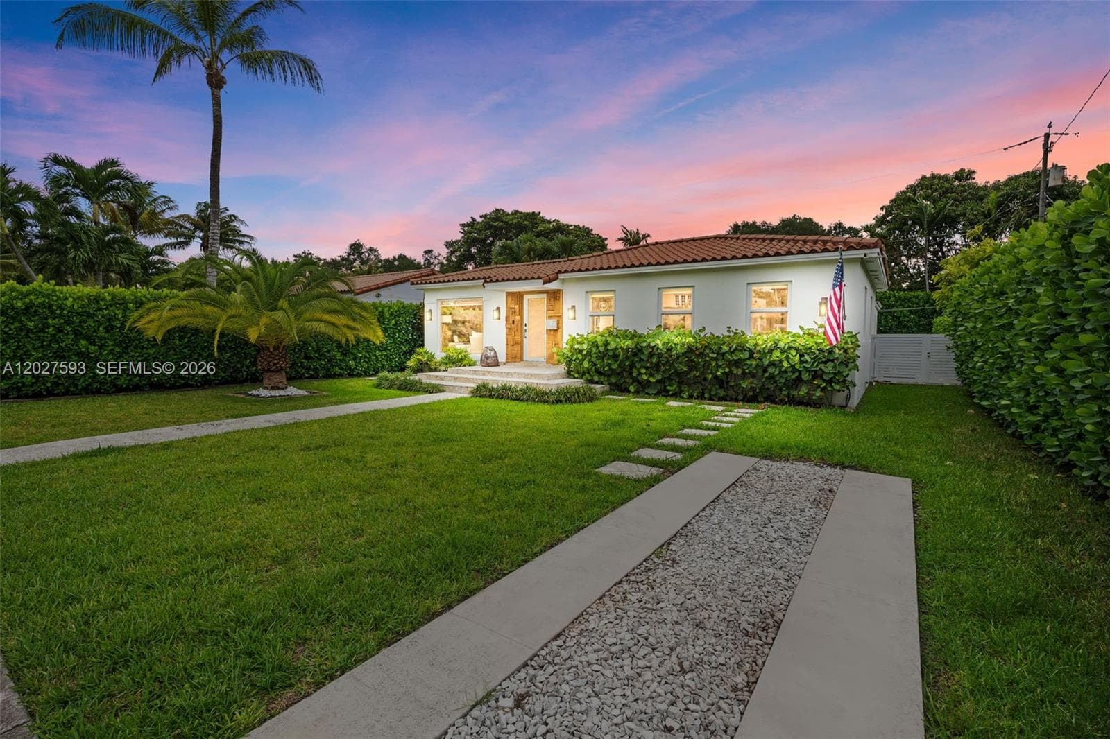 39 Montilla Ave, Coral Gables FL 33134 photo 2