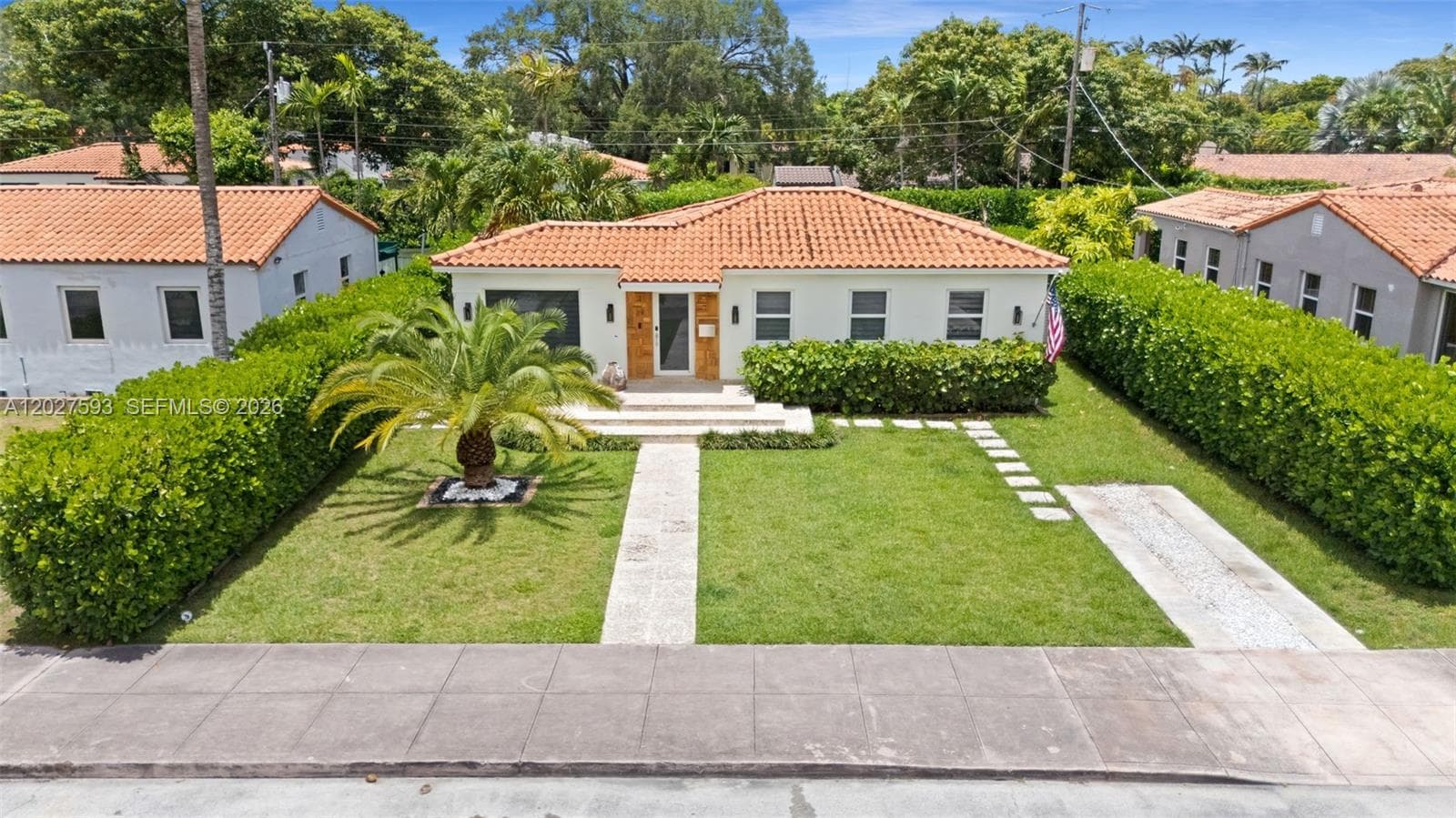 39 Montilla Ave, Coral Gables FL 33134 photo 3
