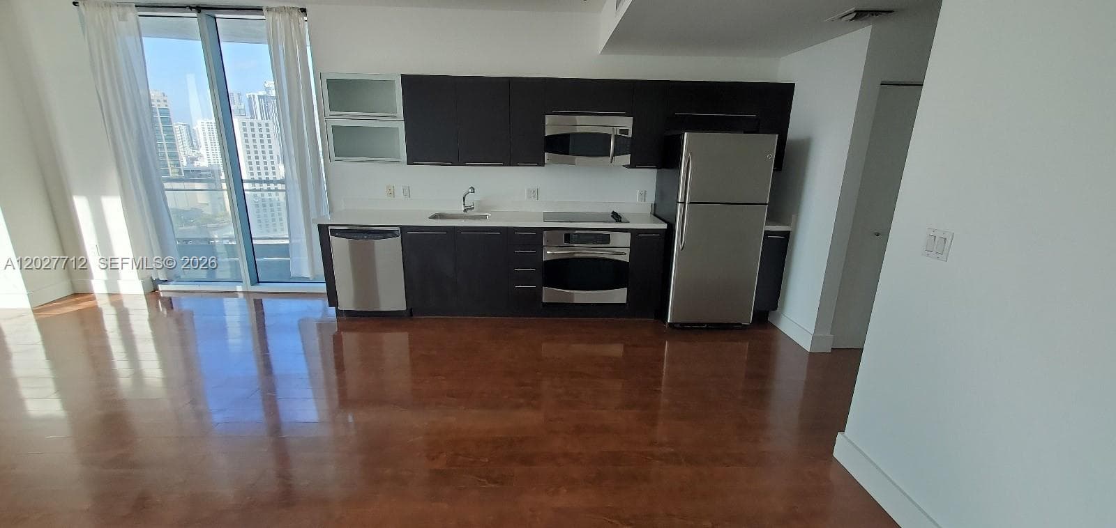 90 SW 3rd St # 2705, Miami FL 33130 photo 5