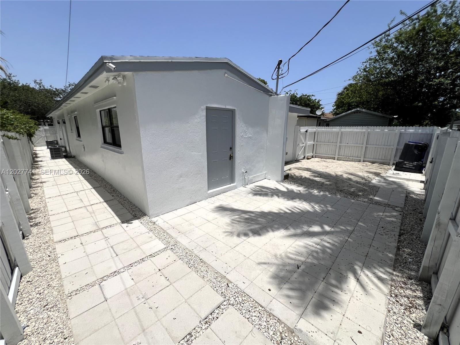 2226 Cody St, Hollywood FL 33020 photo 5