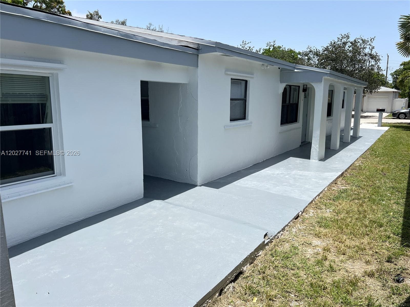 2226 Cody St, Hollywood FL 33020 photo 4