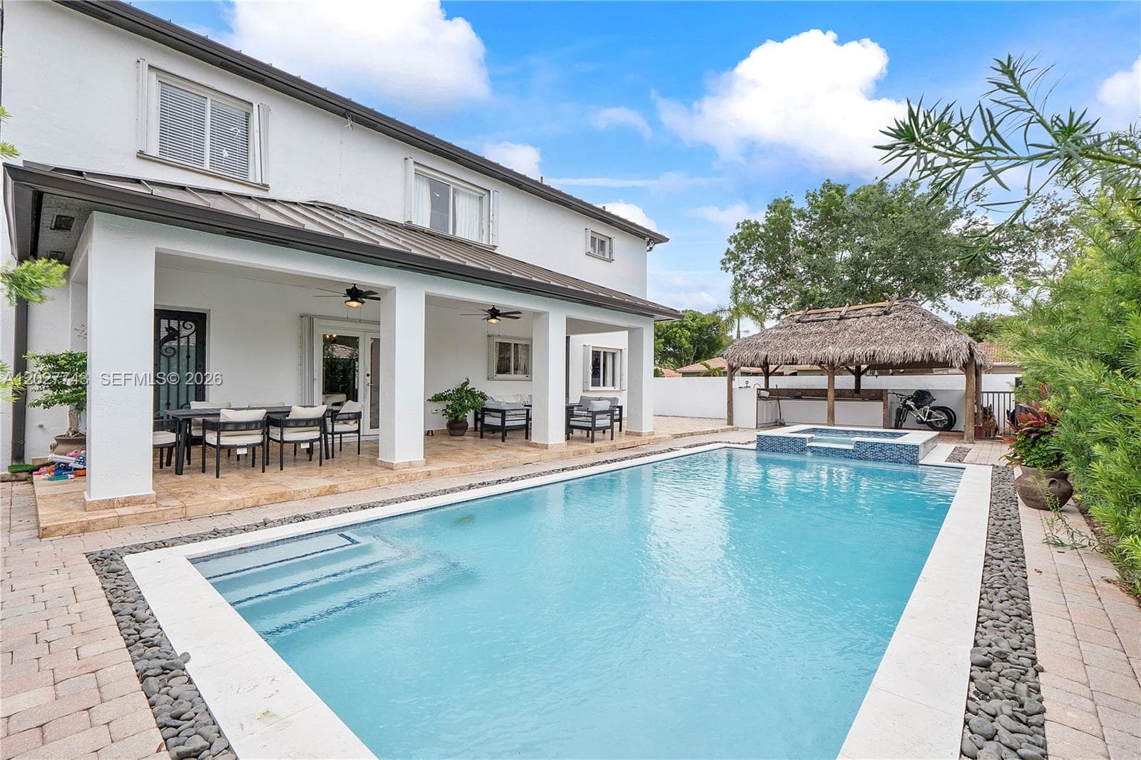 16732 NW 89th Pl, Miami Lakes FL 33018 photo 2